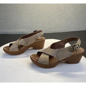 Dansko Women's Taupe Snake Jacinda Nubuck heeled strappy Sandals size 39 leather